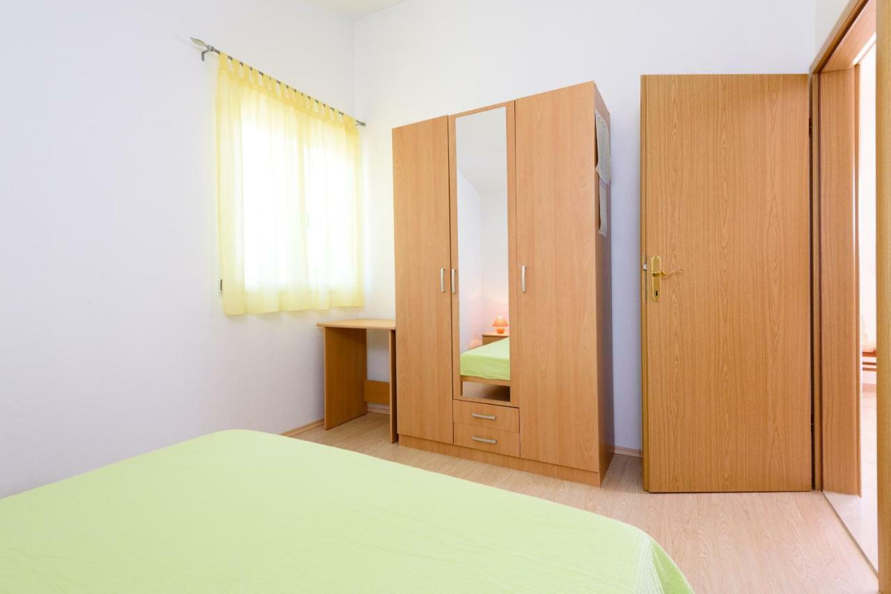 Apartmani Beran Seget Vranjica Buitenkant foto